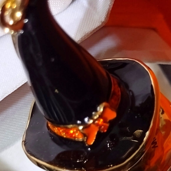 Juicy Couture Enamel Orange & Black Pointed Witches Hat Never Removed From 🎁NWT - Picture 9 of 9